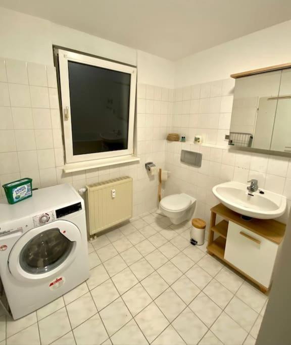 Stilvolle Ferienwohnung Mit Stellplatz Wlan Free Netflix Naehe Bahnhof Zwickau Eksteriør bilde